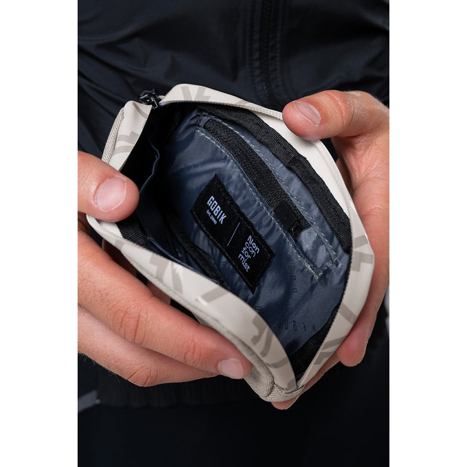 Etui na telefon komórkowy GOBIK ESSENTIAL 2.0