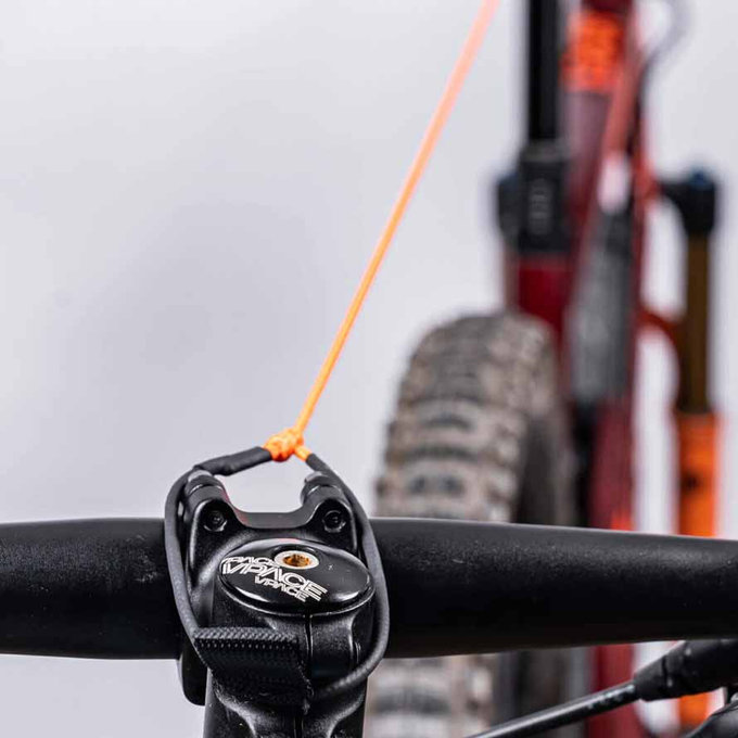 Samozwijająca się lina holownicza do roweru