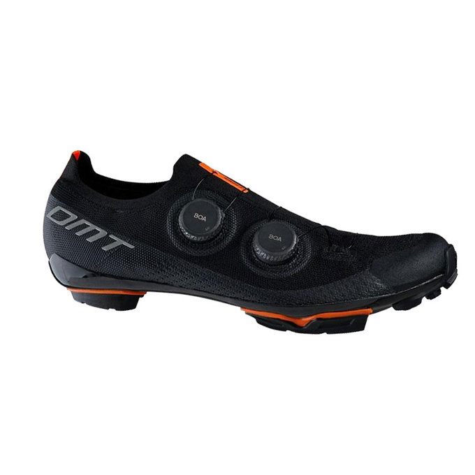 Buty rowerowe górskie z podeszwą karbonową i systemem BOA DMT KM0