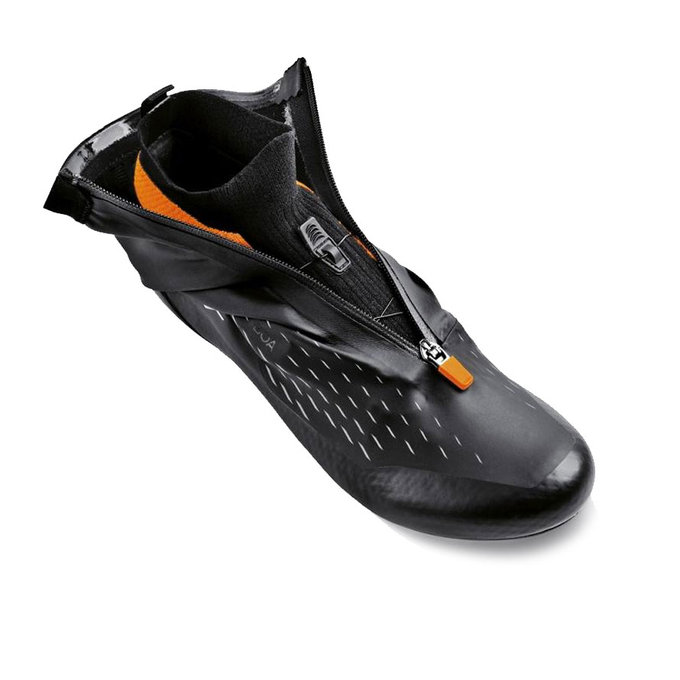 Zimowe buty szosowe z systemem BOA DMT WKR1