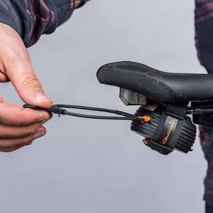 Samozwijająca się lina holownicza do roweru