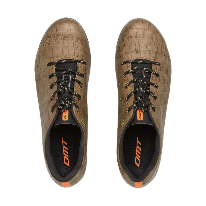 Buty rowerowe z podeszwą nylonową i cholewką korkową DMT GK1 2025
