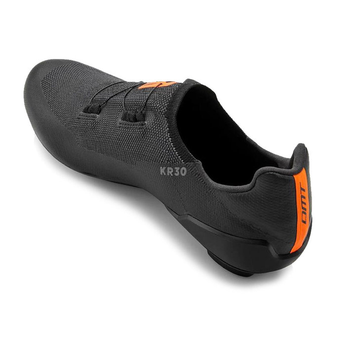 Buty do jazdy na rowerze szosowym z podeszwą karbonową i systemem BOA DMT KR30