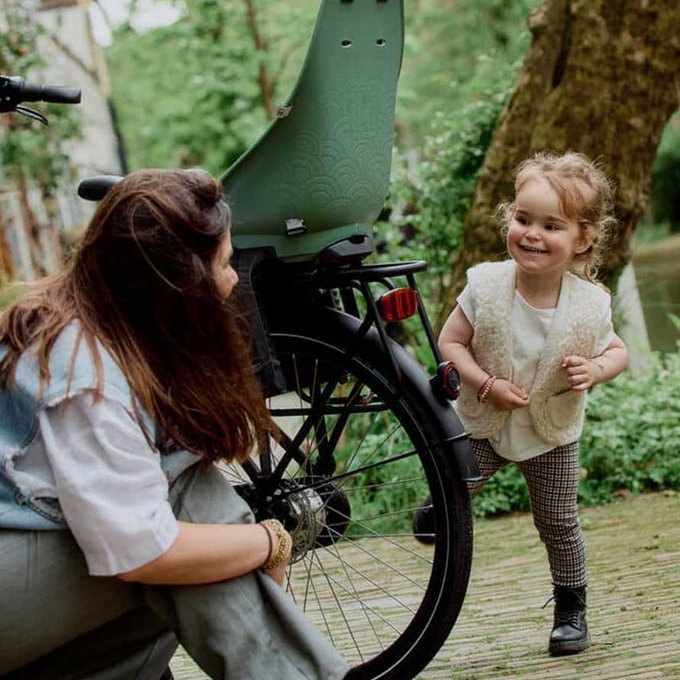 Fotelik rowerowy tylny Ta-ke z adapterem i bagażnikiem na ramę SET