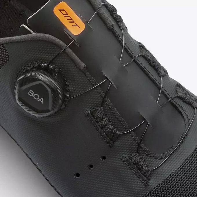 Buty rowerowe MTB z systemem BOA DMT KM4 2025