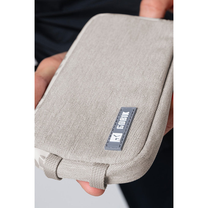 Etui na telefon komórkowy GOBIK ESSENTIAL 2.0