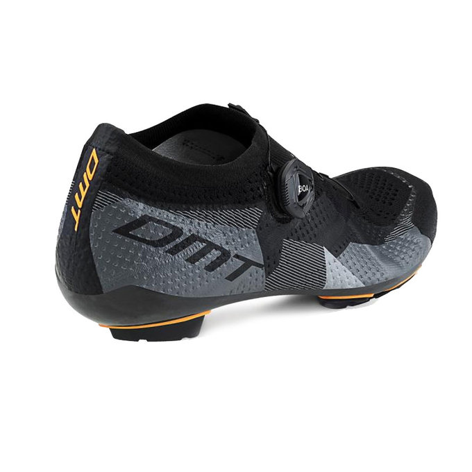 Buty rowerowe górskie z podeszwą karbonową i systemem BOA DMT KM1