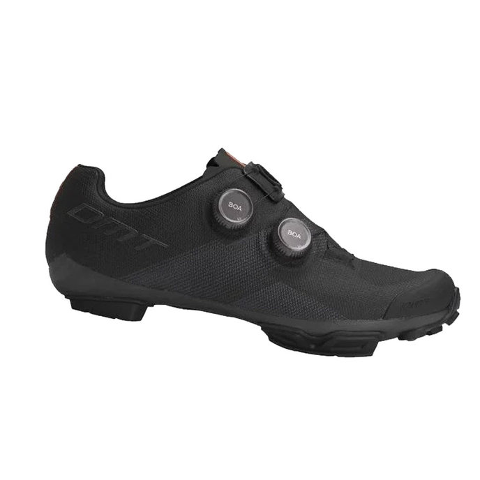 Buty rowerowe MTB i gravel z podeszwą karbonową DMT KM0 EVO