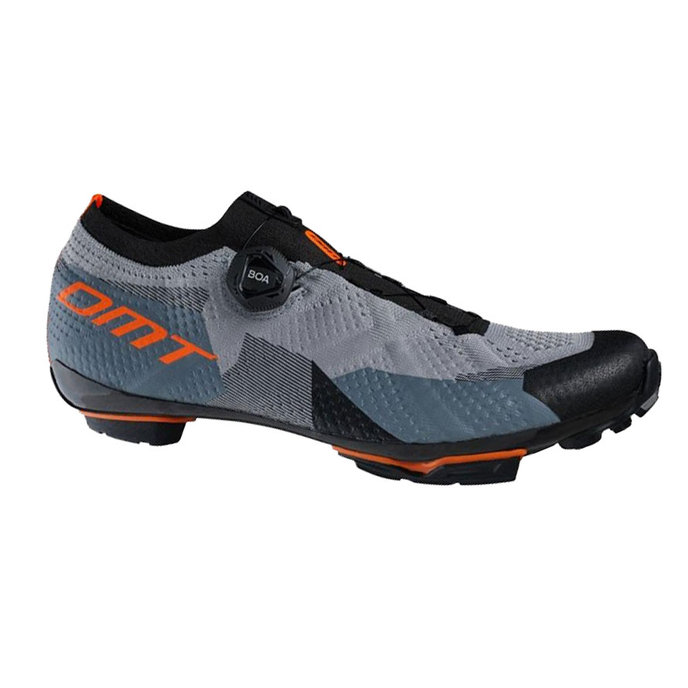 Buty rowerowe górskie z podeszwą karbonową i systemem BOA DMT KM1