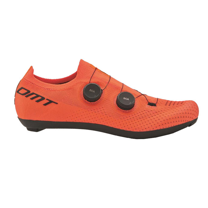 Buty rowerowe z podeszwą karbonową i systemem BOA DMT KR0